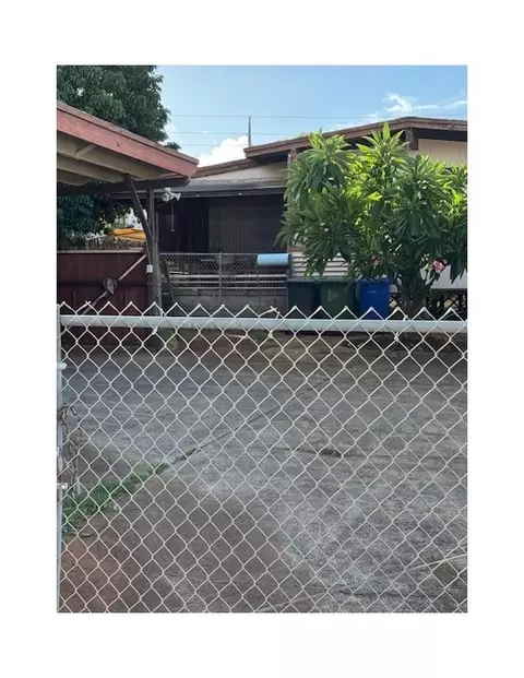 729 6th Ave # -A, Honolulu, HI 96816