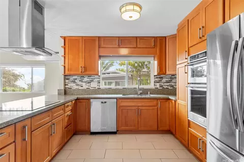 2159 Awikiwiki Pl # A, Pearl City, HI 96782