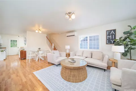 87-1041 Huamoa St, Waianae, HI 96792