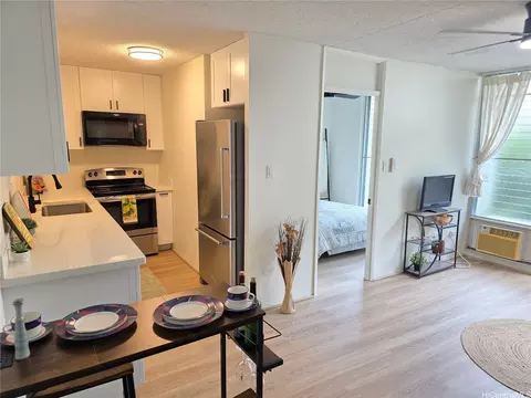 2845 Waialae Ave #121, Honolulu, HI 96826