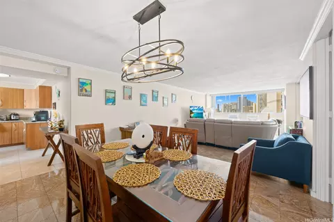 1212 Punahou St #1008, Honolulu, HI 96826