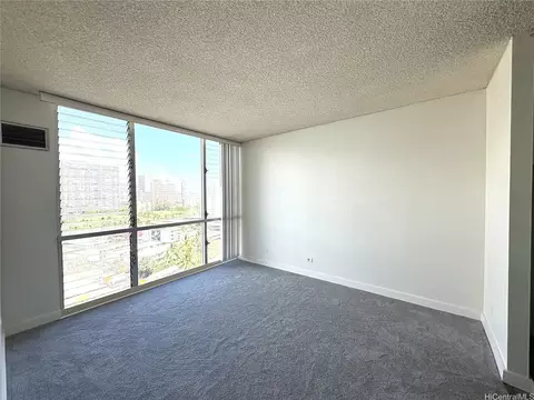 1925 Kalakaua Ave #1407, Honolulu, HI 96815