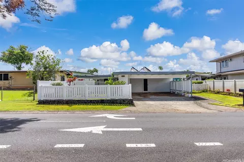 2073 Komo Mai Dr, Pearl City, HI 96782