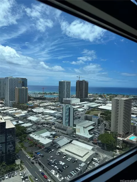 801 South St #3705, Honolulu, HI 96813