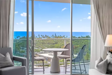 383 Kalaimoku St #1415, Honolulu, HI 96815