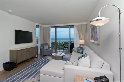 383 Kalaimoku St #1915, Honolulu, HI 96815