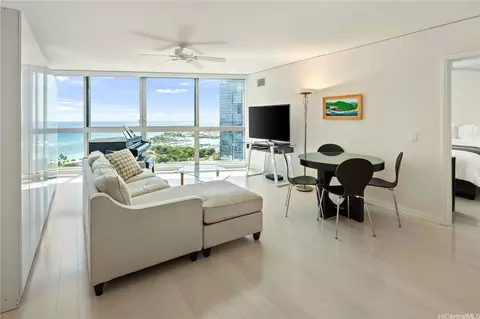 1177 Queen St #3205, Honolulu, HI 96814