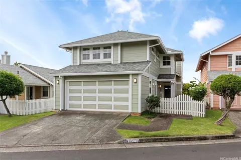 98-1810 B Kaahumanu St #3, Pearl City, HI 96782