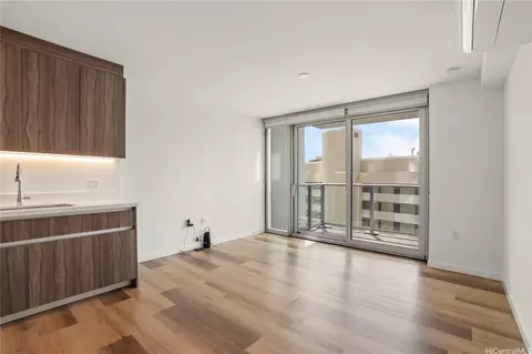 1500 Rycroft St #1109R, Honolulu, HI 96814