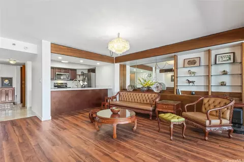 583 Kamoku St #DH1707, Honolulu, HI 96826