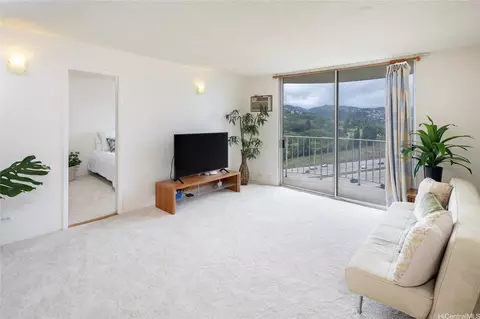 98-1038 Moanalua Rd #7/1506, Aiea, HI 96701