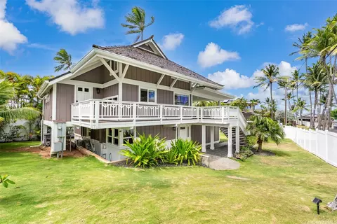 110 N Kalaheo Ave #B, Kailua, HI 96734