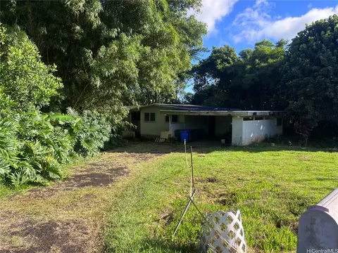 253 Hakuone St, Wahiawa, HI 96786