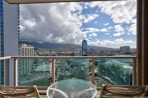 410 Atkinson Dr #2327, Honolulu, HI 96814