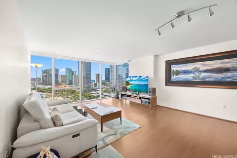 888 Kapiolani Blvd #1703, Honolulu, HI 96813