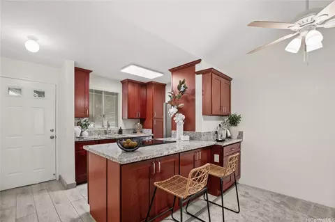 95-536 Wikao St #D304, Mililani, HI 96789