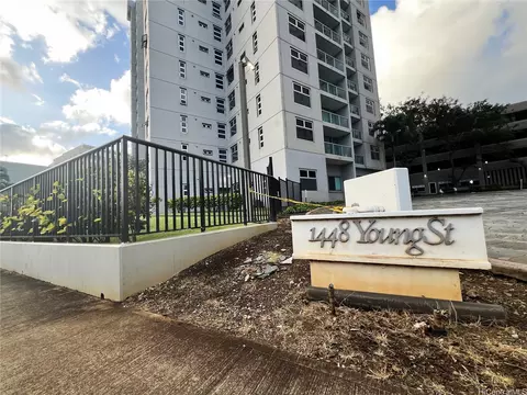 1448 Young St #804, Honolulu, HI 96814