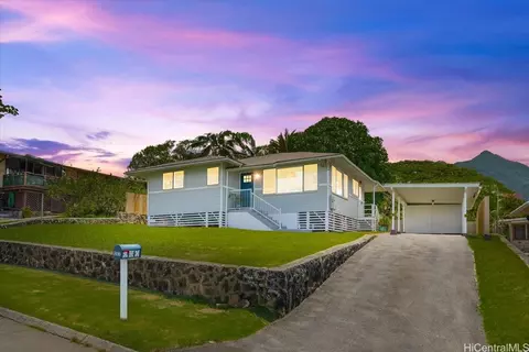 1410 Akamai St, Kailua, HI 96734