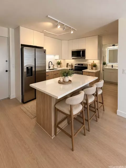 2651 Kuilei St #B84, Honolulu, HI 96826