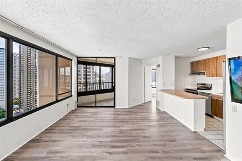 1778 Ala Moana Blvd #2206, Honolulu, HI 96815