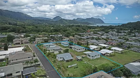 47-478 Ahuimanu Rd #A, Kaneohe, HI 96744