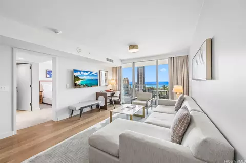 2139 Kuhio Ave #D1805, Honolulu, HI 96815
