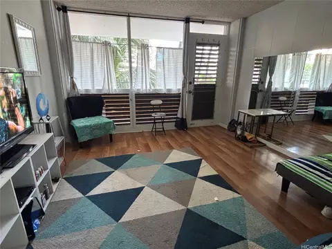 1720 Ala Moana Blvd #304A, Honolulu, HI 96815