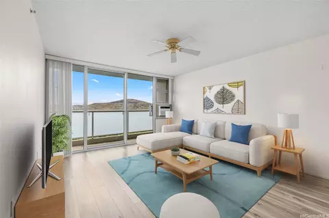 3009 Ala Makahala Pl #905, Honolulu, HI 96818