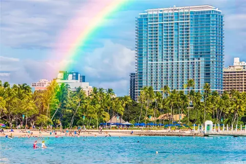 223 Saratoga Rd #1311, Honolulu, HI 96815
