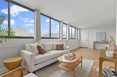 1134 Kinau St #1201, Honolulu, HI 96814
