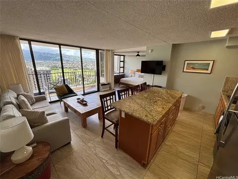 201 Ohua Ave #2003, Honolulu, HI 96815