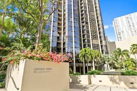 60 N Beretania St #402, Honolulu, HI 96817