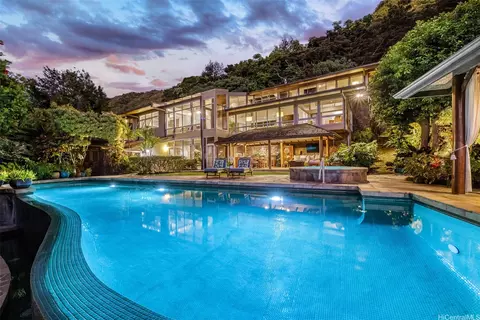 3473 Paty Dr #243A, Honolulu, HI 96822