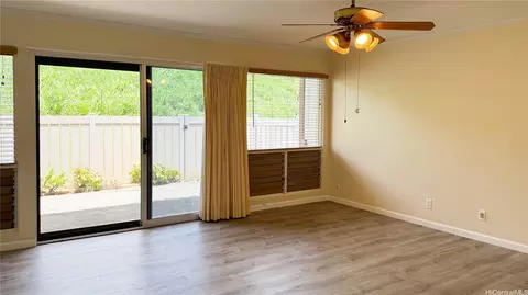 98-1091 Komo Mai Dr #A, Aiea, HI 96701