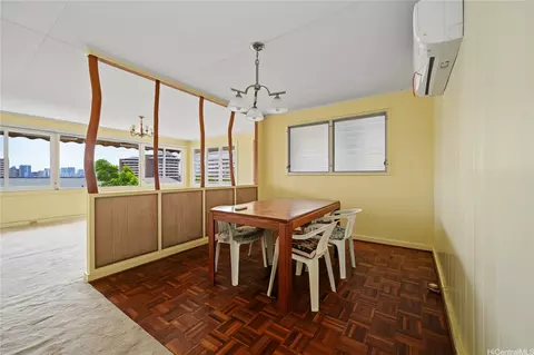 Dining - 2911 Eugene Pl, Honolulu, HI 96816 photo 1 of 1