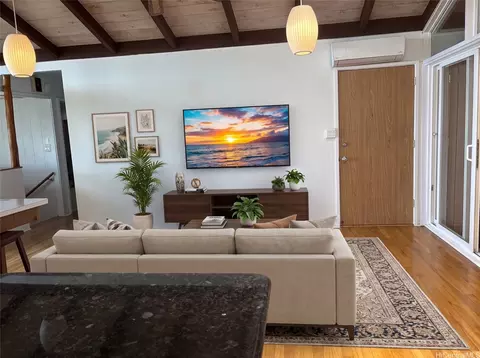 2208 Liliha St #B, Honolulu, HI 96817
