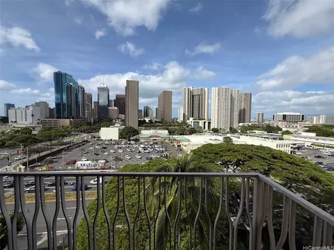 1511 Nuuanu Ave #738, Honolulu, HI 96817