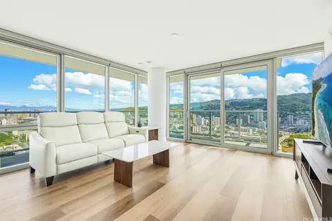 1515 Liona St #4018, Honolulu, HI 96814