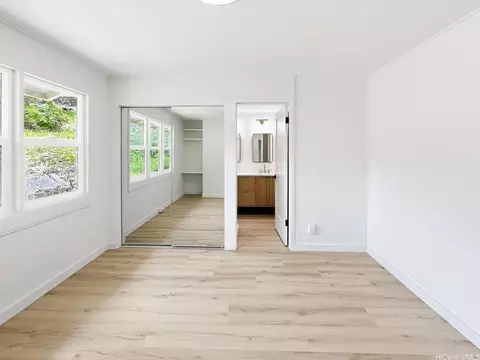 Bedroom - 809 Ailuna St, Honolulu, HI 96821 photo 1 of 3