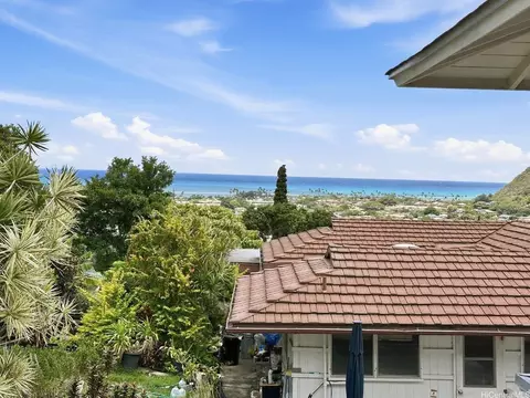 View/Area - 809 Ailuna St, Honolulu, HI 96821 photo 1 of 1