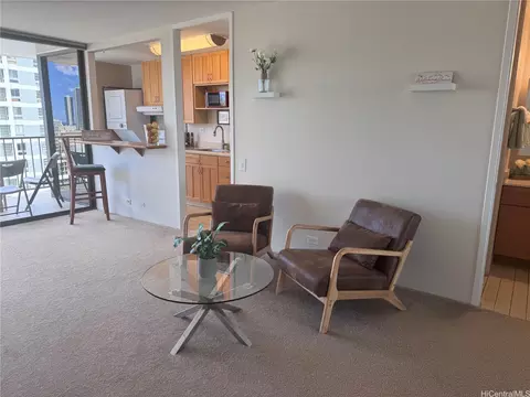 1630 Liholiho St #1001, Honolulu, HI 96822