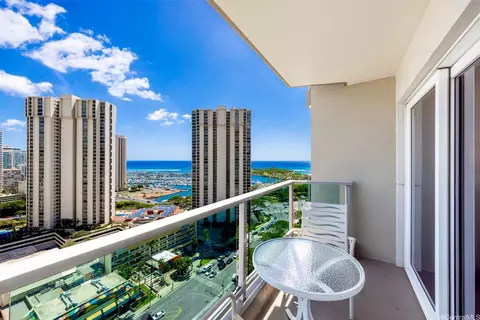 410 Atkinson Dr #2117, Honolulu, HI 96814