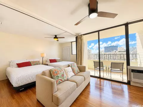 2240 Kuhio Ave #1607, Honolulu, HI 96815