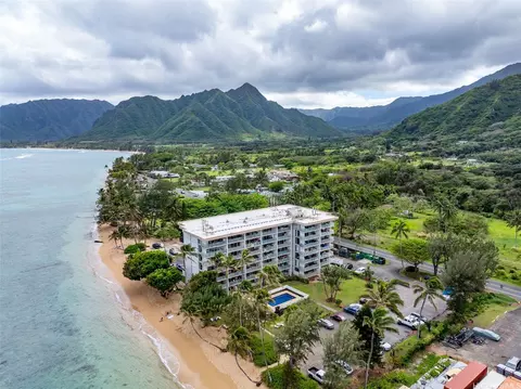 53-549 Kamehameha Hwy #117, Hauula, HI 96717