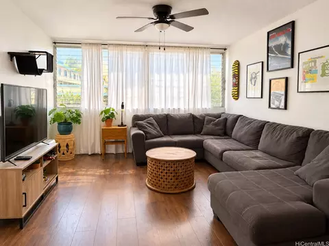 46-232 Kahuhipa St #D203, Kaneohe, HI 96744