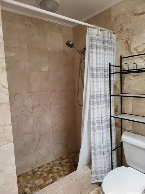 Bath - 1901 Halekoa Dr, Honolulu, HI 96821 photo 2 of 2