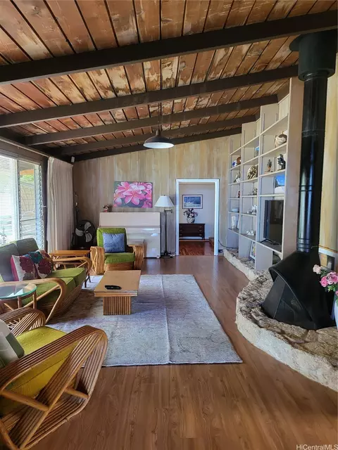 Living - 1901 Halekoa Dr, Honolulu, HI 96821 photo 2 of 3