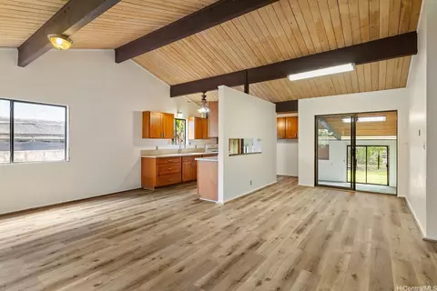 53-018 Makao Rd #D, Hauula, HI 96717
