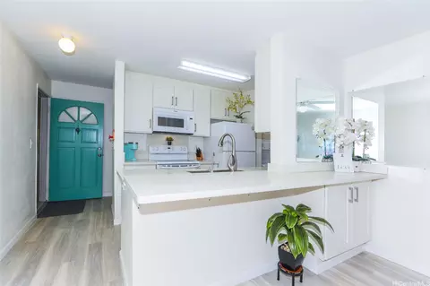 95-520 Wikao St #B201, Mililani, HI 96789