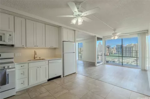 1655 Makaloa St #2406, Honolulu, HI 96814